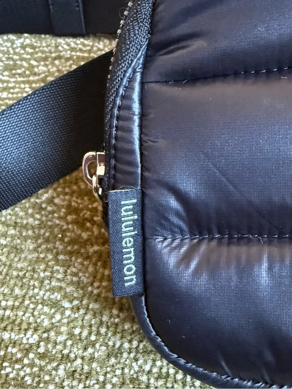 lululemon athletica Black Puff Quilted Belt Bag
